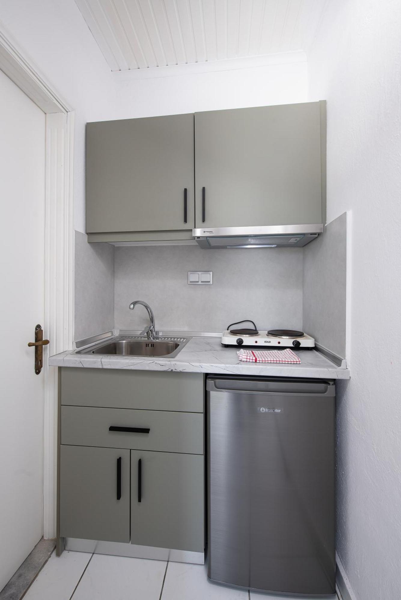 Acroterra - Easy Living Aparthotel Alikí Exteriör bild